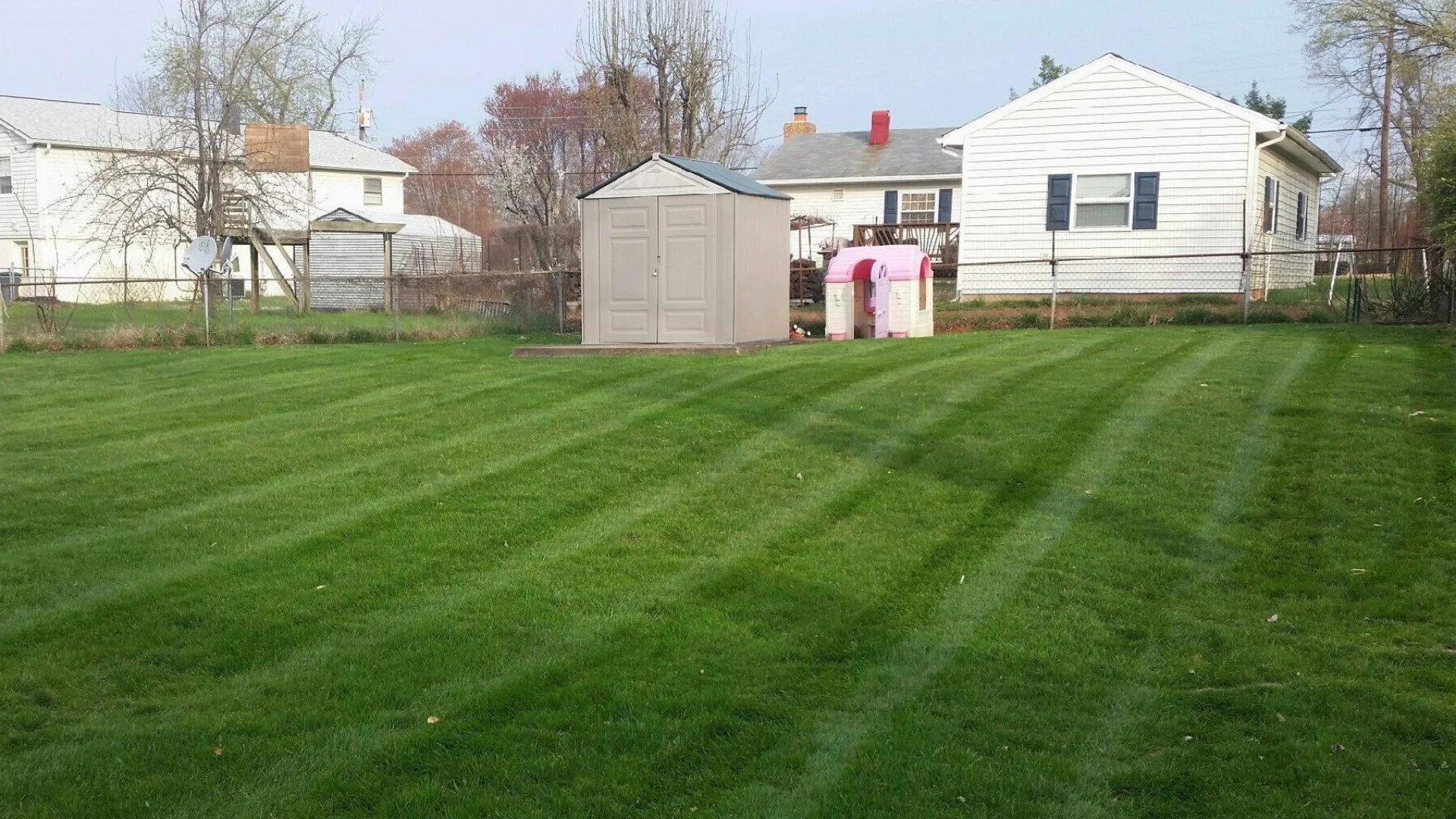 Mowing Your Lawn Correctly Means Avoiding These Mistakes!